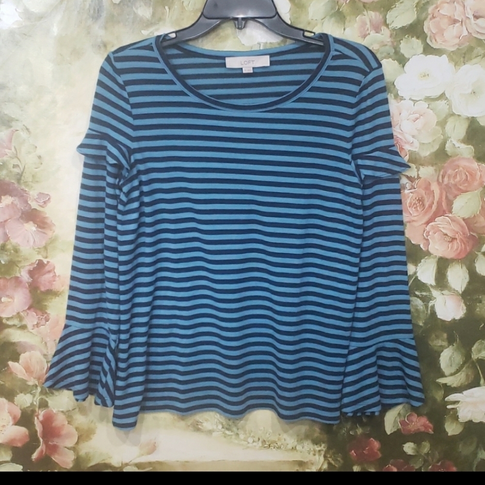 2/$5 Ann Taylor LOFT Sz XS top